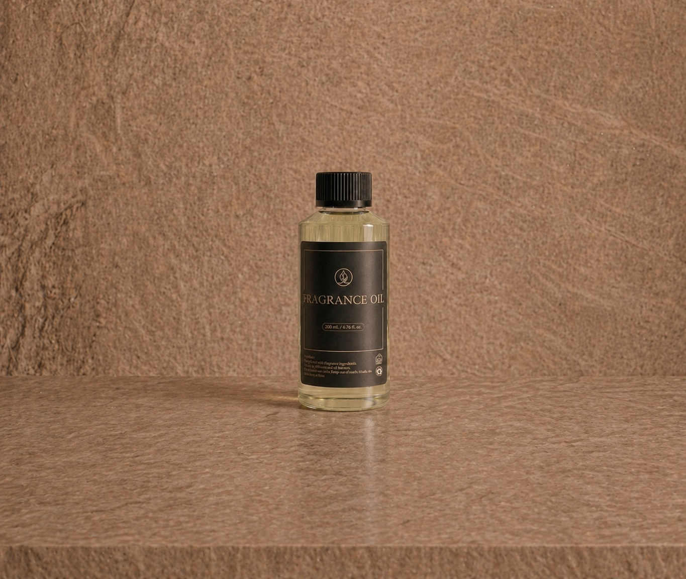 Solaura oil 200 mL bottle